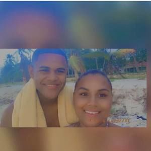 Meet your Posher, Camila esther